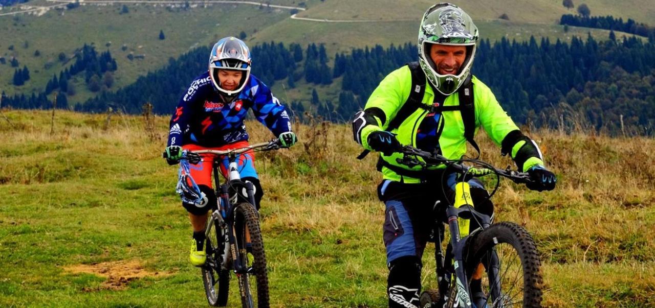 Grappaland Lägenhet Crespano del Grappa Exteriör bild